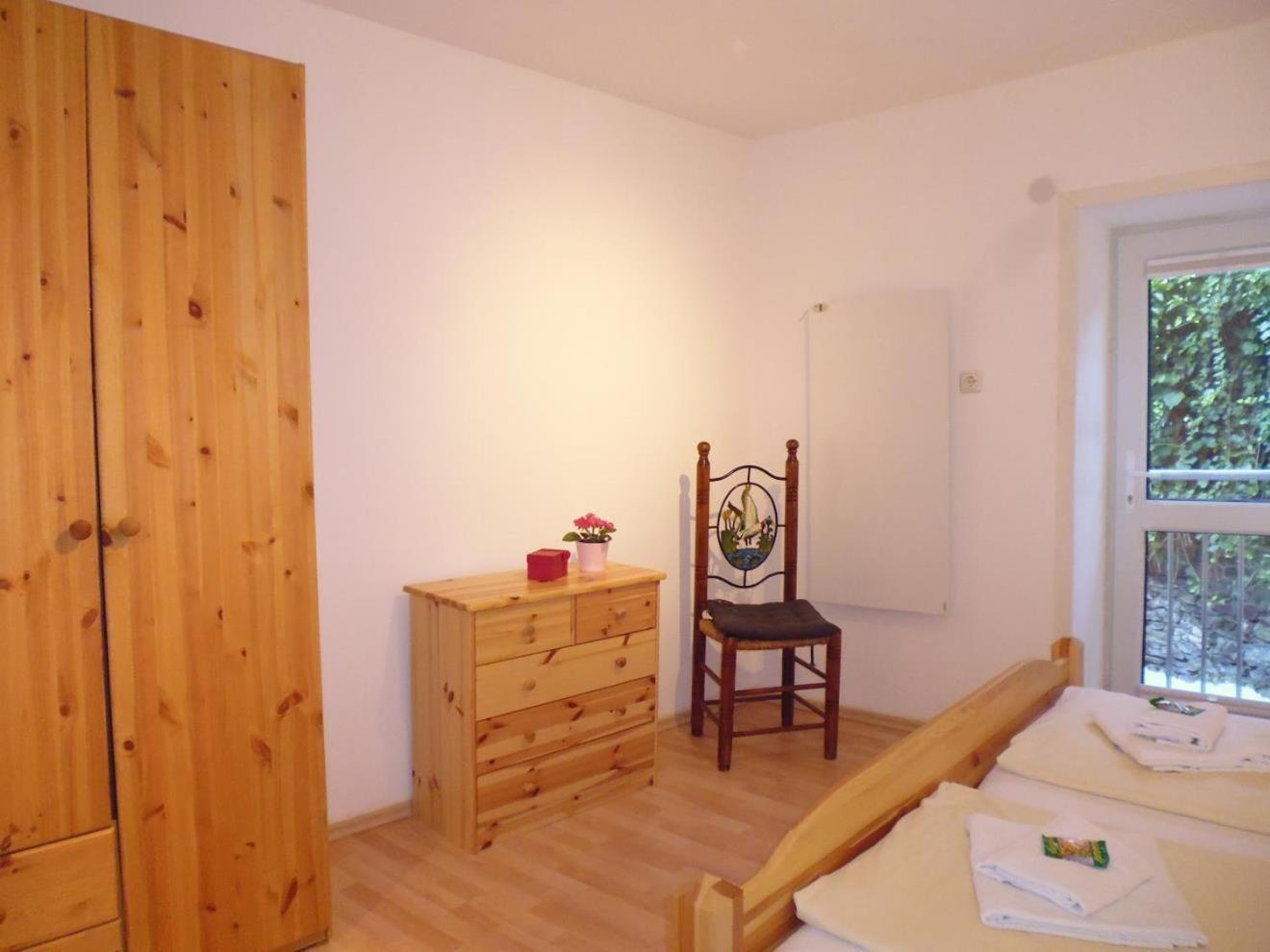 Mosel Ferienhaus Zell Esterno foto